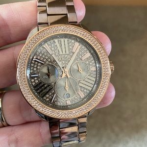 Michael Kors rose gold watch